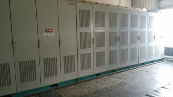 Photos of the equipment in operation on site